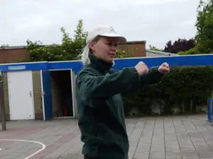 LiedjesLab - Vlieberg Leerlingen Dans Schoollied Buiten Gesprek met Lotte 2